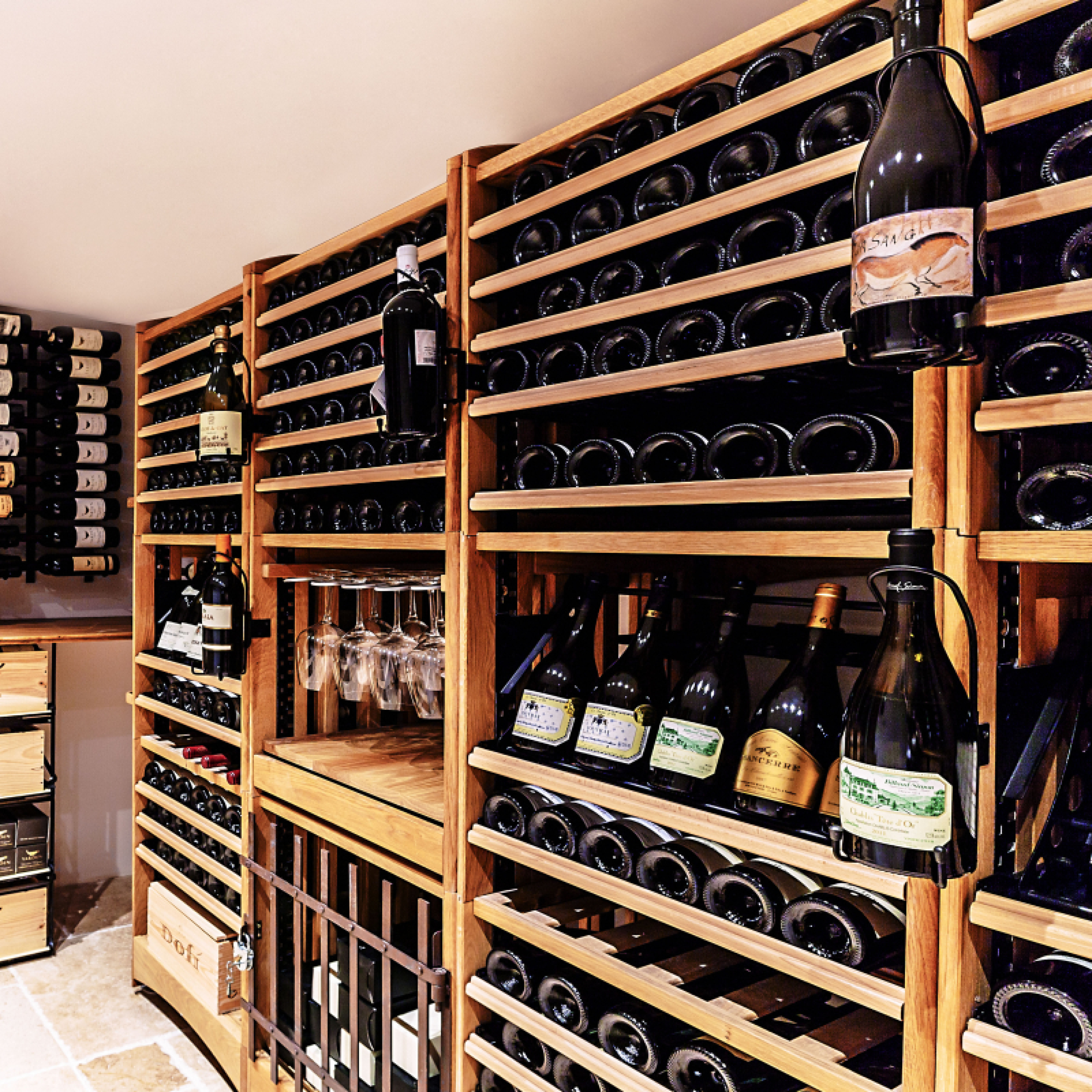  Wine Story wine cellar
