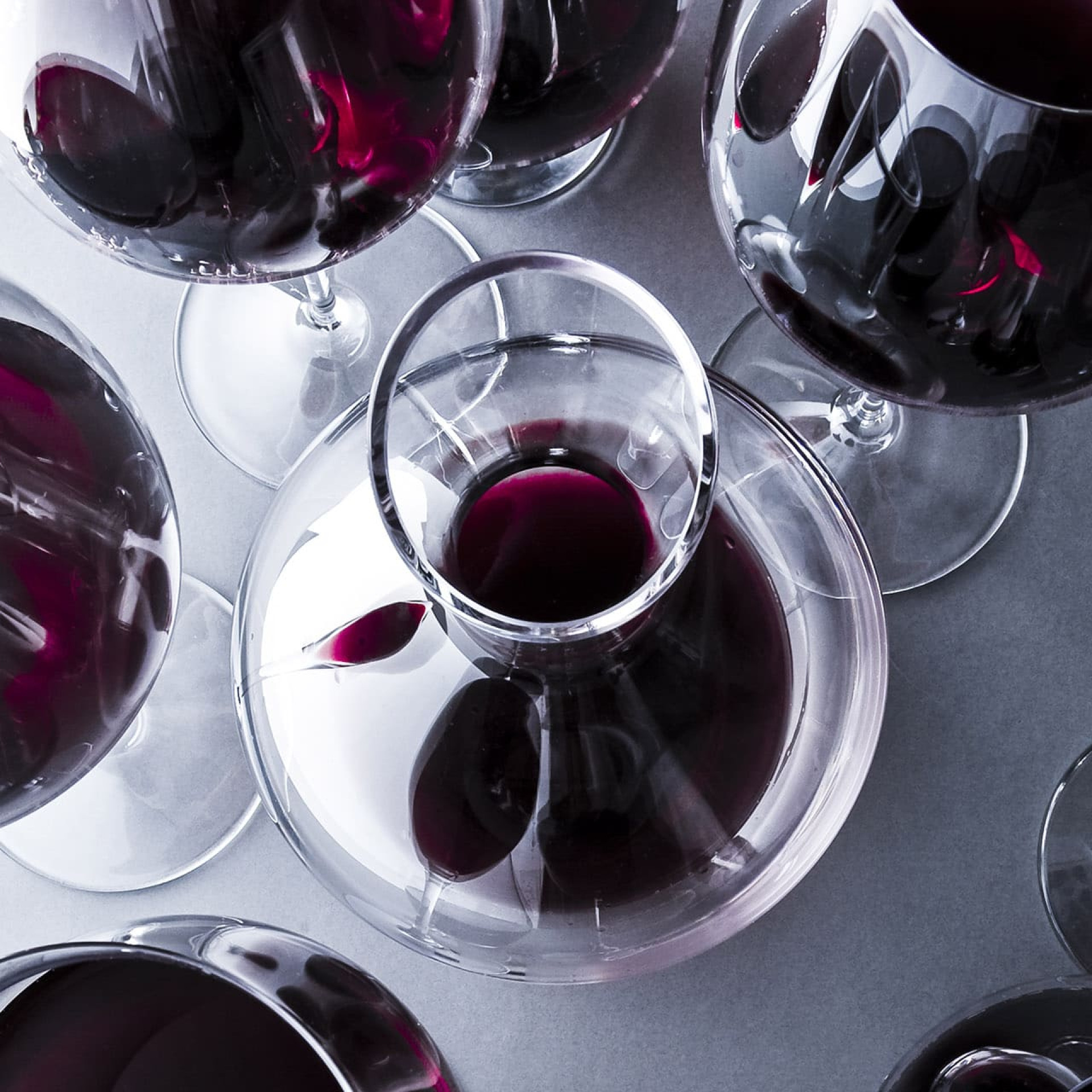 Wann sollte ein Wein dekantiert werden? / Getty 