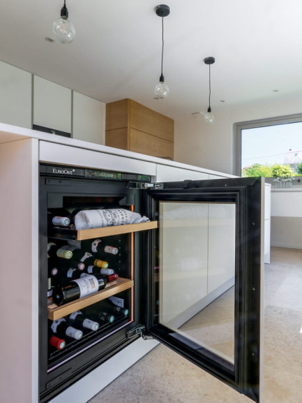 Shelf for storing a large number of wine bottles of all shapes in your kitchen in the right conditions. Shelf for storing a large number of wine bottles of all shapes in your kitchen in the right conditions.