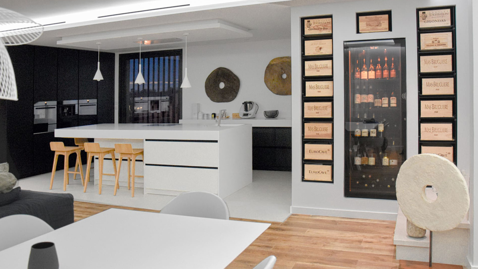 Wine storage rack and wine cooler - Design wine cellar furniture - Discover our interior design ideas.