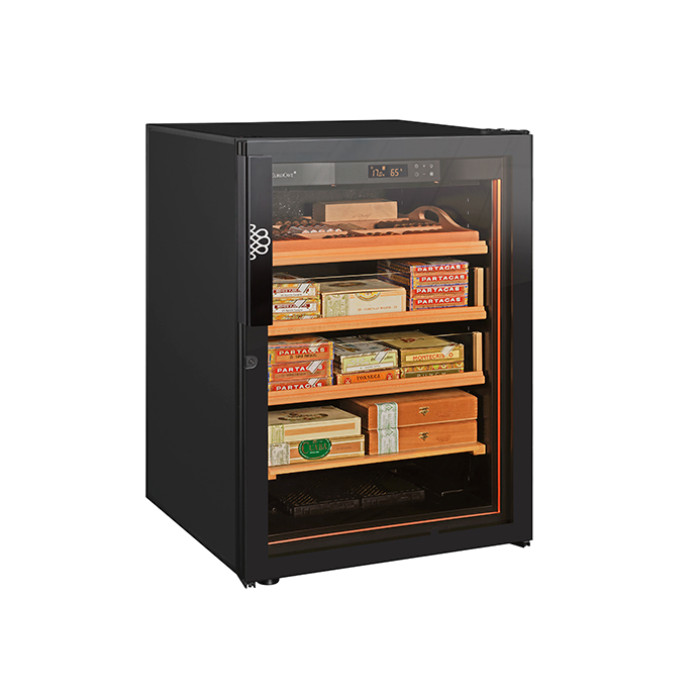 Armoire cave à cigare avec un choix à l'achat de 2 type de portes vitrées double vitrage et traitées anti-UV.