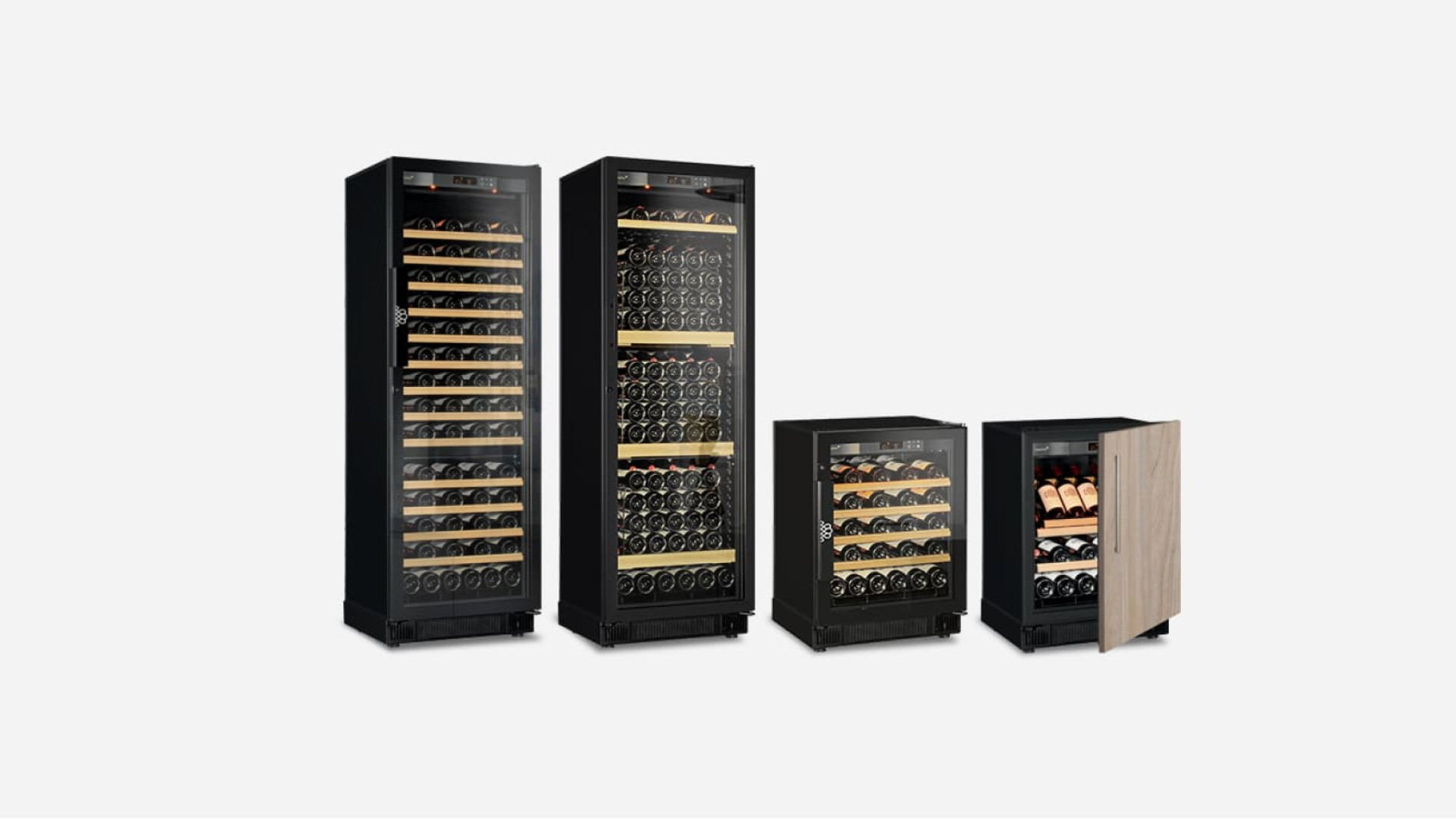 Auswahl an kompakten Einbau-Weinschränken, klein und groß, Service- oder Reifekeller, Tür wahlweise verglast oder technisch undurchsichtig. Compact EuroCave