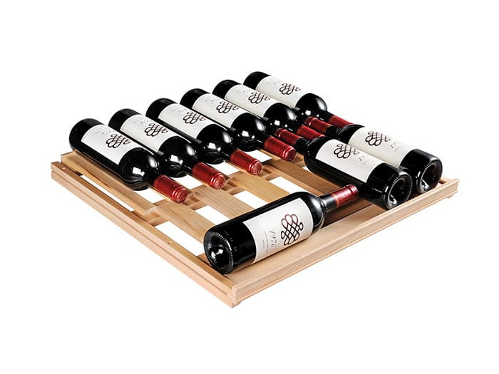 Presentation shelf to highlight a bottle by positioning it with the label in front - capacity 9 bottles