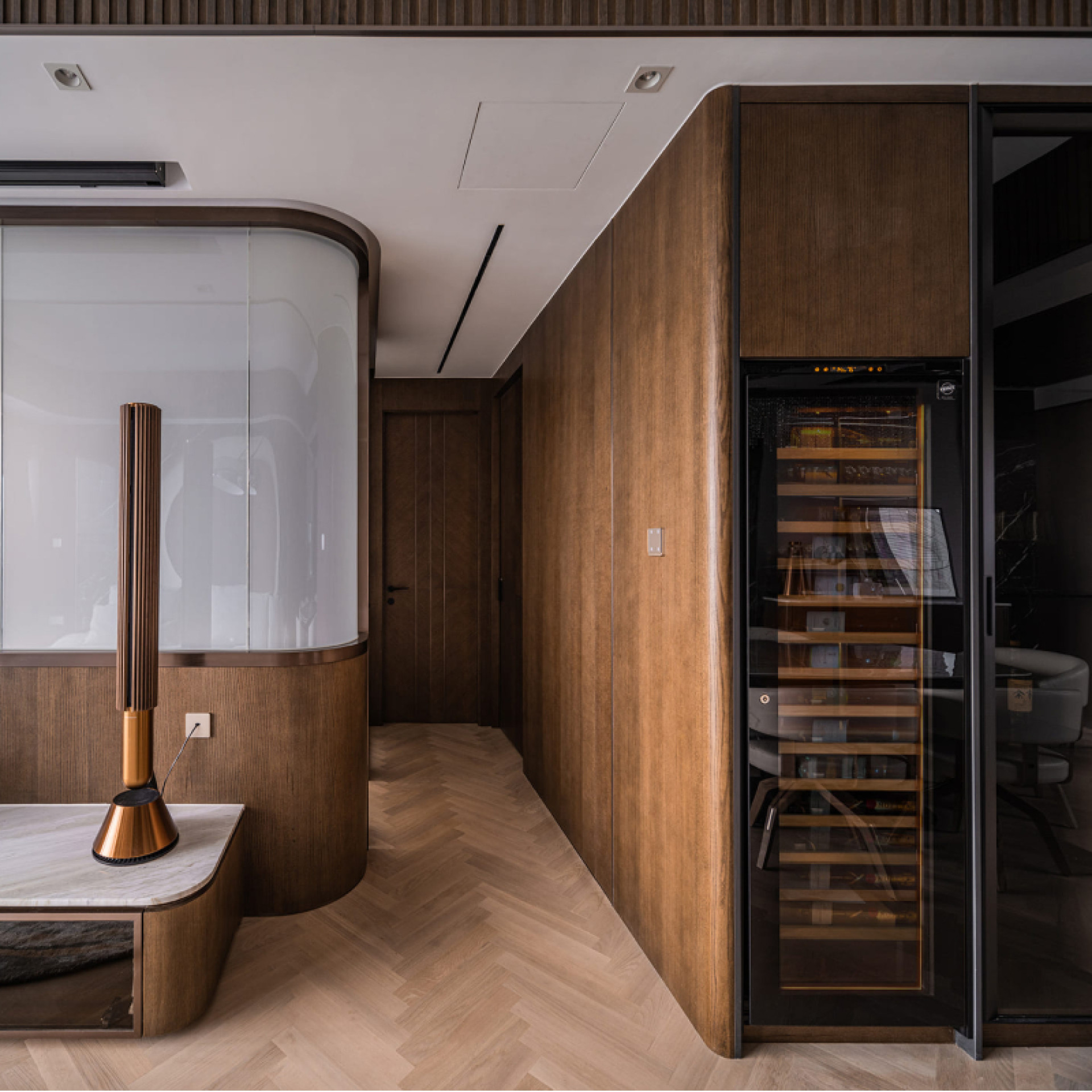 eurocave-luxurious-interior-design-wood-art-deco-hong-kong-wine-cabinet-inspiration.jpeg eurocave-luxurious-interior-design-wood-art-deco-hong-kong-wine-cabinet-inspiration.jpeg