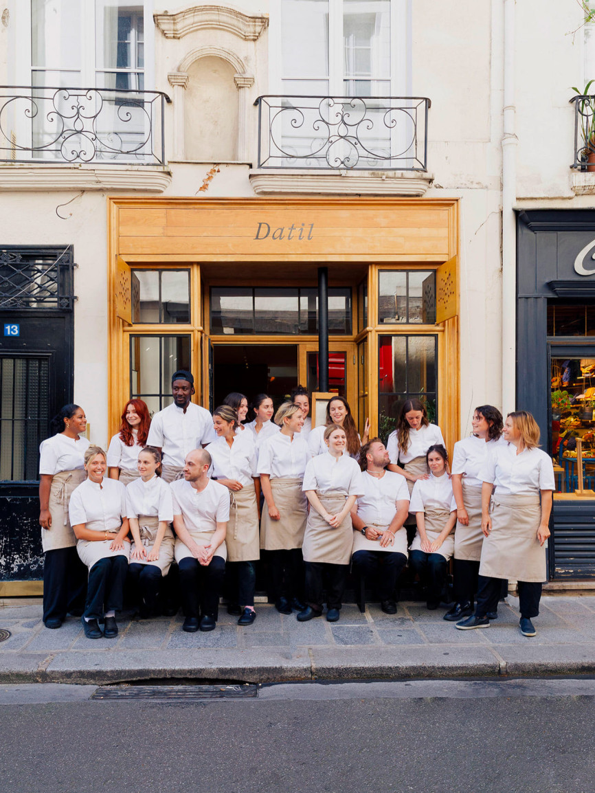 article-manon-fleury-son-equipe-danavnt-son-restaurant-datil.jpg