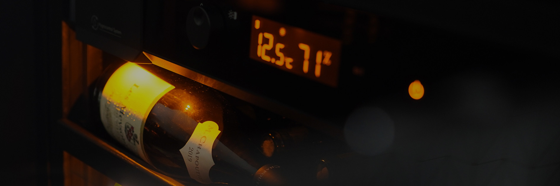 Wine ageing - reaching the perfect temperature of 12°C and the ideal humidity of 70% inside the wine cooler.