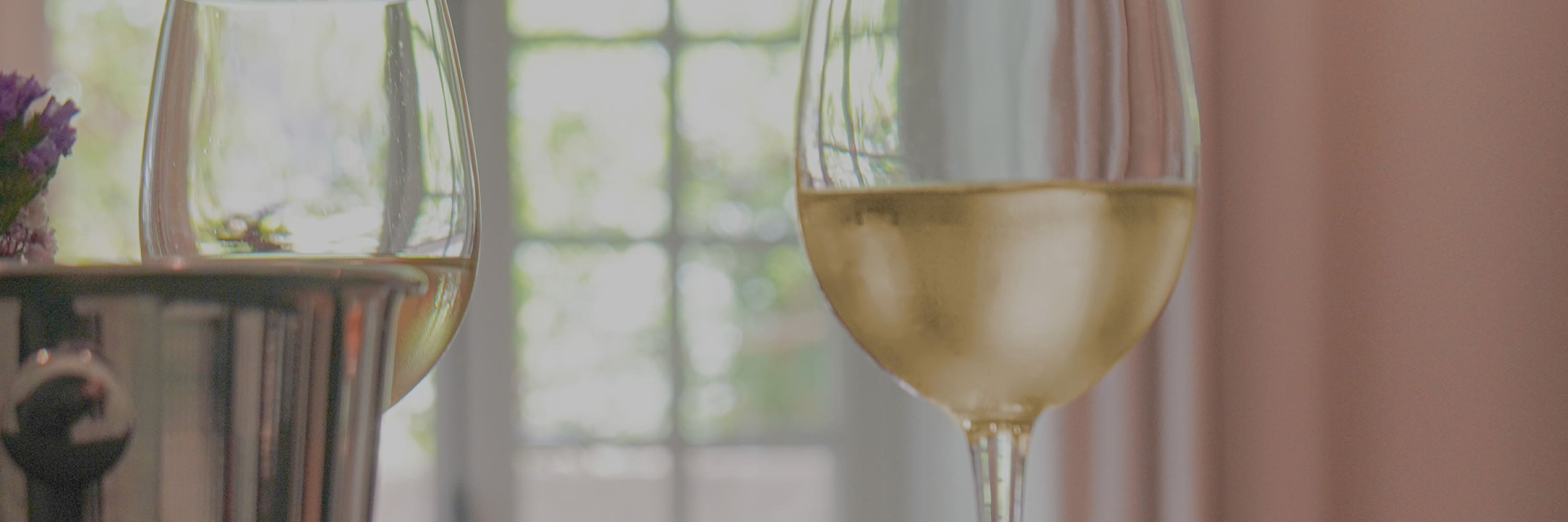 verre-de-vin-blanc-eurocave-sceau-fleur-rideau-rose-degustation-temperature-du-vin.jpg verre-de-vin-blanc-eurocave-sceau-fleur-rideau-rose-degustation-temperature-du-vin.jpg