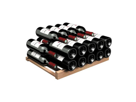 Étagère de stockage robuste en bois permettant d'empiler jusqu'à 50 bouteilles de différents formats. Étagère de stockage robuste en bois permettant d'empiler jusqu'à 50 bouteilles de différents formats.