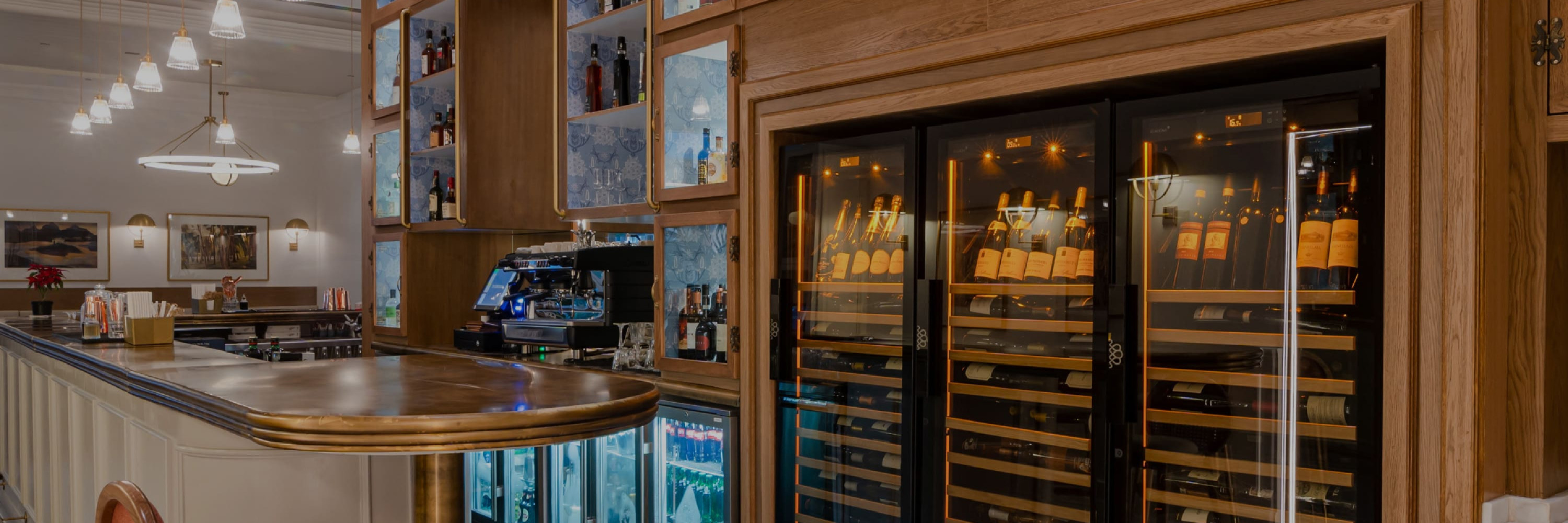 cave-a-vin-de-service-moment-degustation-encastree-bar-restaurant-revelation (1).jpg cave-a-vin-de-service-moment-degustation-encastree-bar-restaurant-revelation (1).jpg