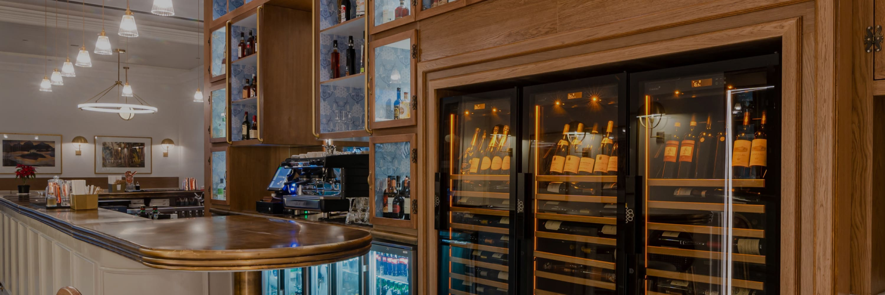 cave-a-vin-de-service-moment-degustation-encastree-bar-restaurant-revelation (1).jpg cave-a-vin-de-service-moment-degustation-encastree-bar-restaurant-revelation (1).jpg