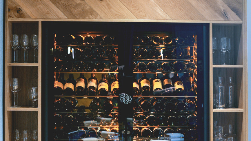 Glass-front wine storage cabinet | ShowCave collection | 3-year